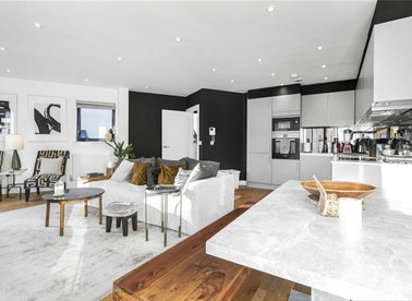 Barking Road, London, E16