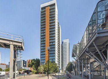 Blackwall Way, London, E14
