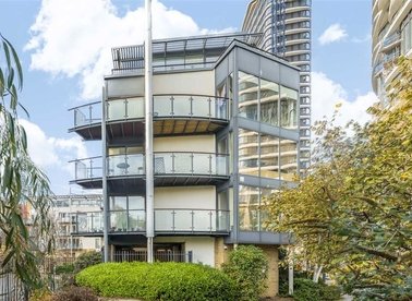 Boardwalk Place, London, E14
