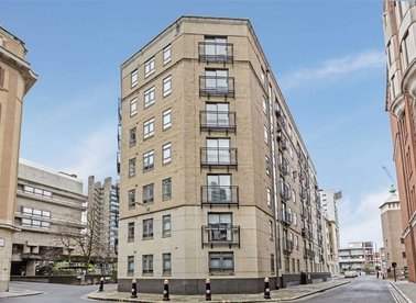 Bridgewater Square, London, EC2Y