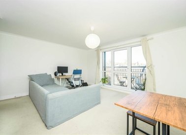 Candle Street, London, E1