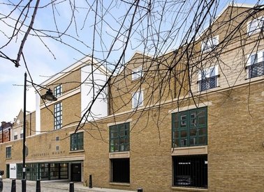 Cold Harbour, London, E14