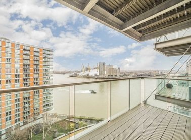 Fairmont Avenue, London, E14