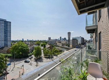 High Street, London, E15