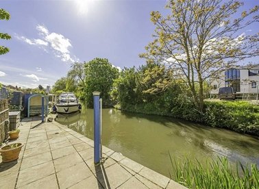 Hythe End Road, Staines-Upon-Thames, TW19