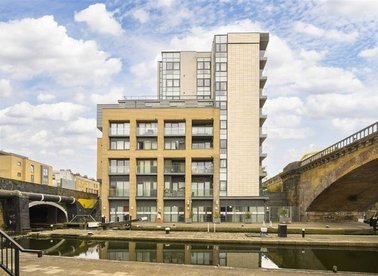 John Nash Mews, London, E14