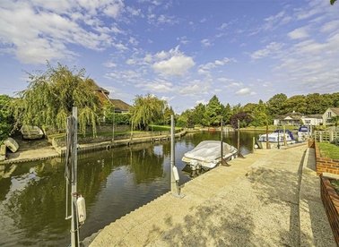 Kingswood Creek, Staines-Upon-Thames, TW19