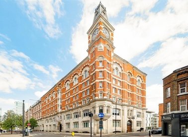 Leman Street, London, E1