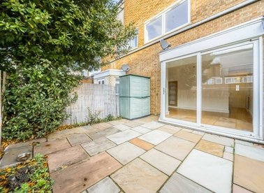 Marshfield Street, London, E14