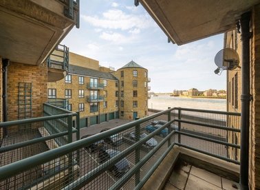 Narrow Street, London, E14
