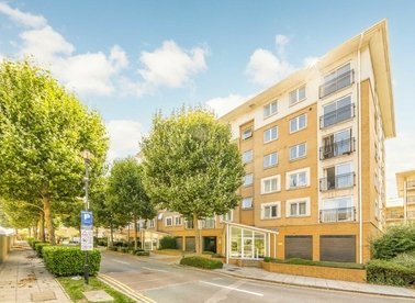 Newport Avenue, London, E14