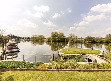The Avenue, Staines-Upon-Thames, TW19