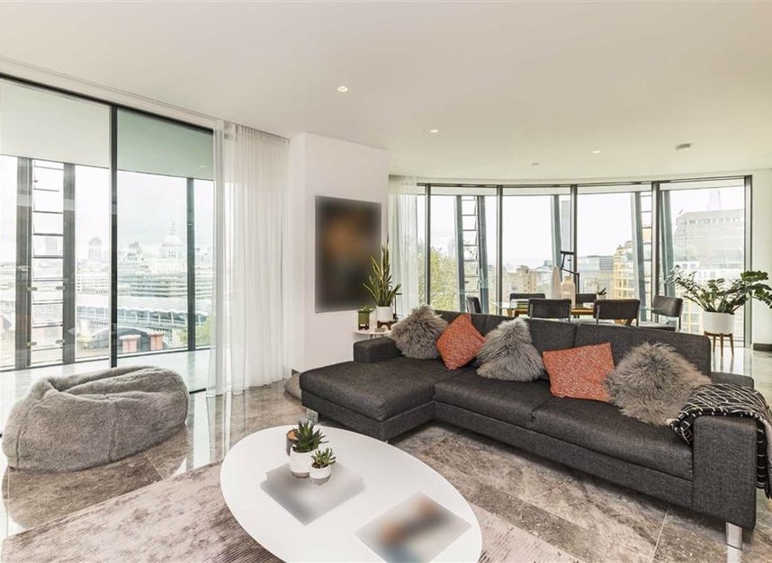 Properties for sale in Blackfriars Road - SE1 9GD view2