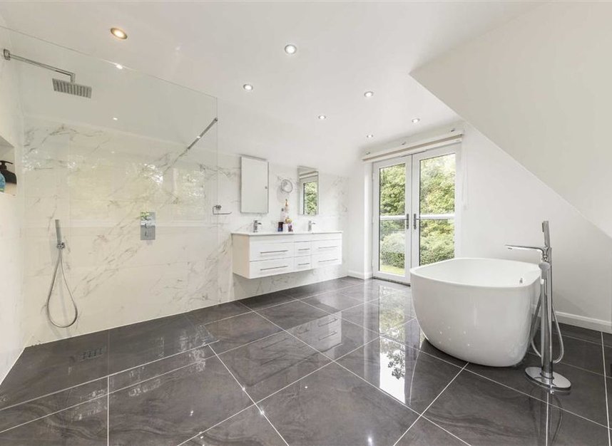 Property for sale in Kingswood Creek, Wraysbury Staines, TW19 Waterview