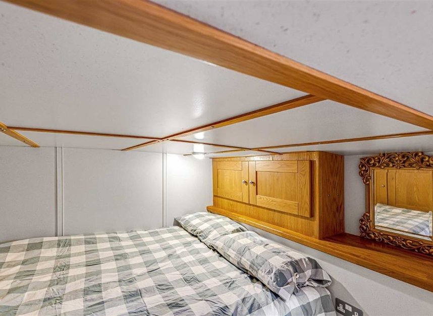 Property for sale in Russell Road, Shepperton, TW17 Waterview