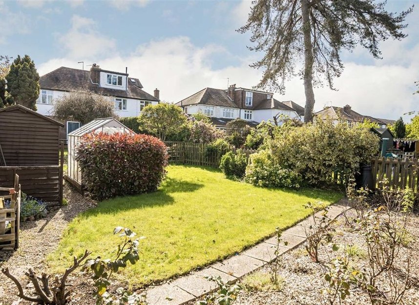 Property for sale in Summer Avenue, East Molesey, KT8 Waterview