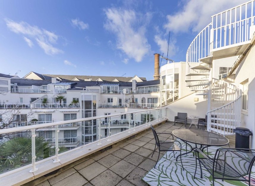 Properties let in Carlyle Court - SW10 0UQ view8