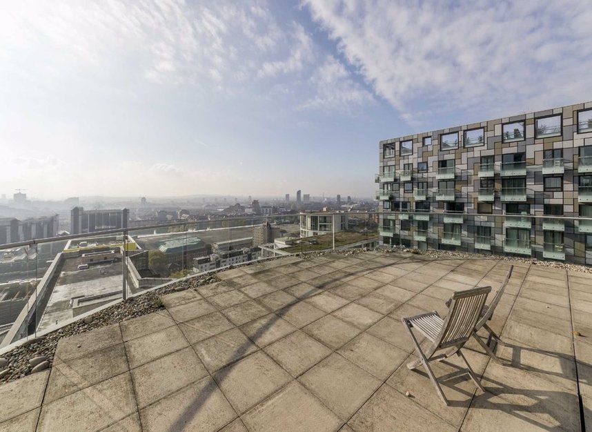 Properties to let in Millharbour - E14 9DL view8