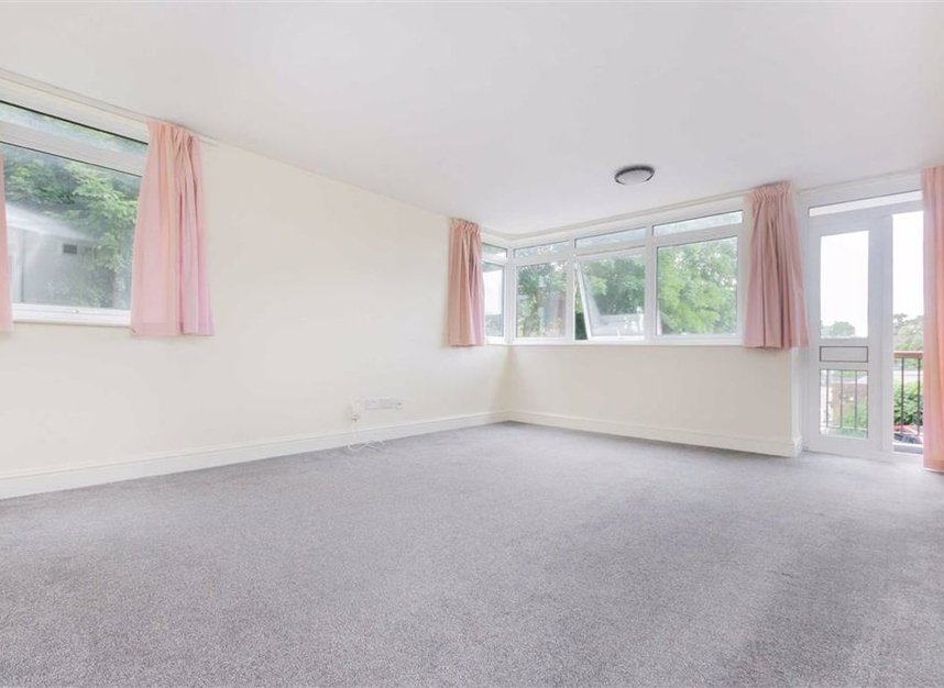 Properties let in River Reach - TW11 9QN view3
