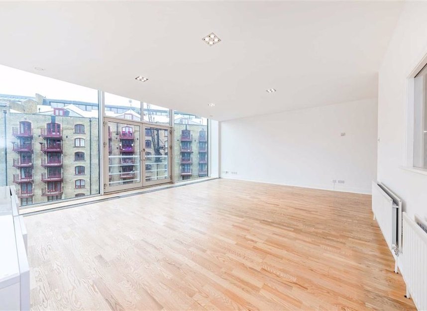 Properties let in Shad Thames - SE1 2YQ view3